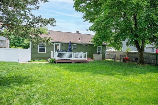 55 Clapp, Abington, MA 02351