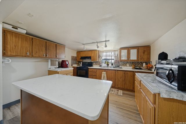 12758 FM 1346, St Hedwig, TX 78152