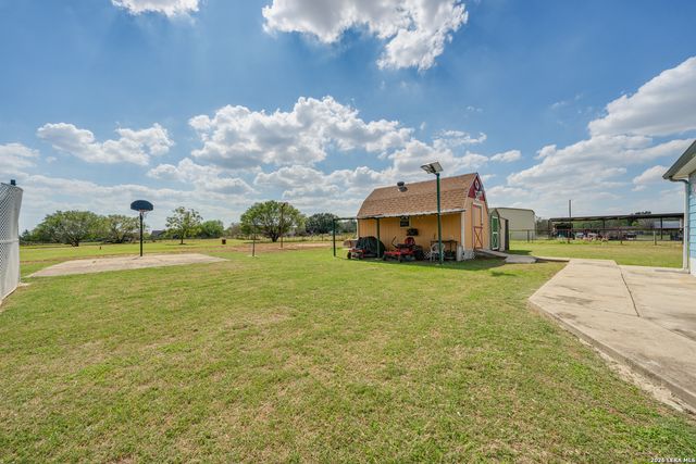 12758 FM 1346, St Hedwig, TX 78152