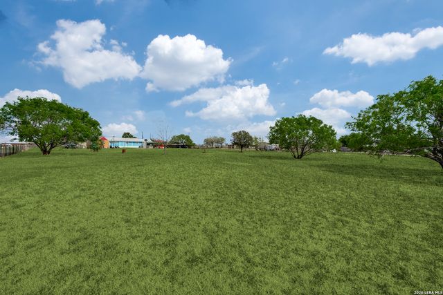 12758 FM 1346, St Hedwig, TX 78152