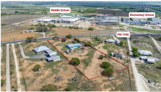 12758 FM 1346, St Hedwig, TX 78152