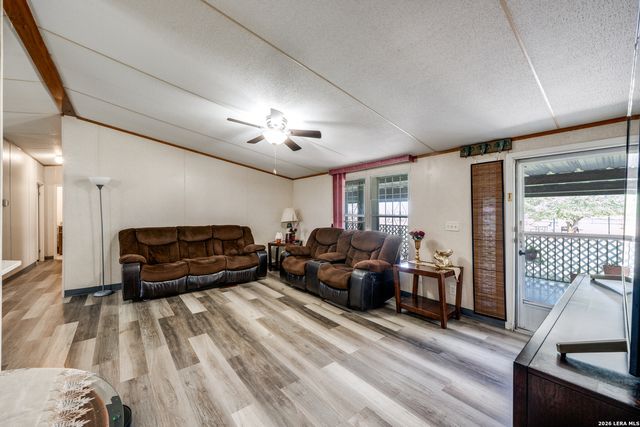 12758 FM 1346, St Hedwig, TX 78152