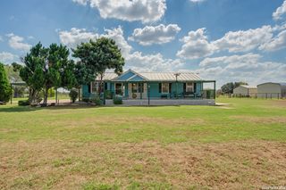 12758 FM 1346, St Hedwig, TX 78152