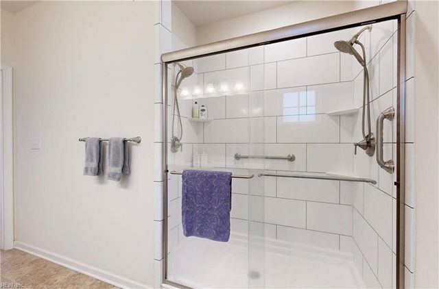 120 Boxwood LN, Smithfield, VA 23430