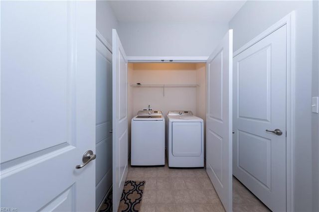 120 Boxwood LN, Smithfield, VA 23430