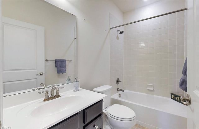 120 Boxwood LN, Smithfield, VA 23430