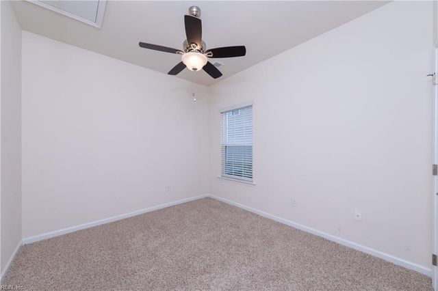 120 Boxwood LN, Smithfield, VA 23430