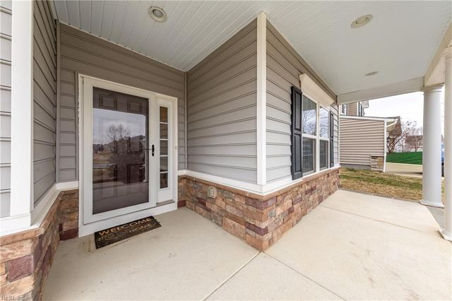 120 Boxwood LN, Smithfield, VA 23430