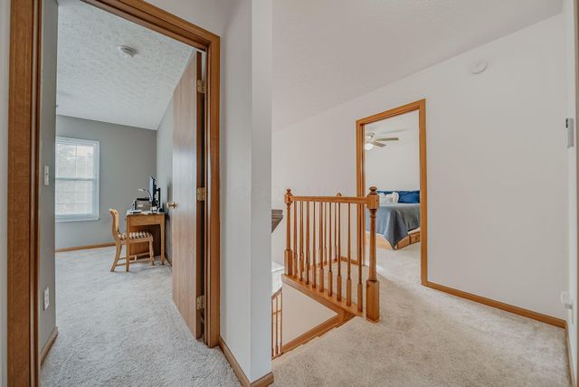 106 Wyckshire Drive, Pataskala, OH 43062