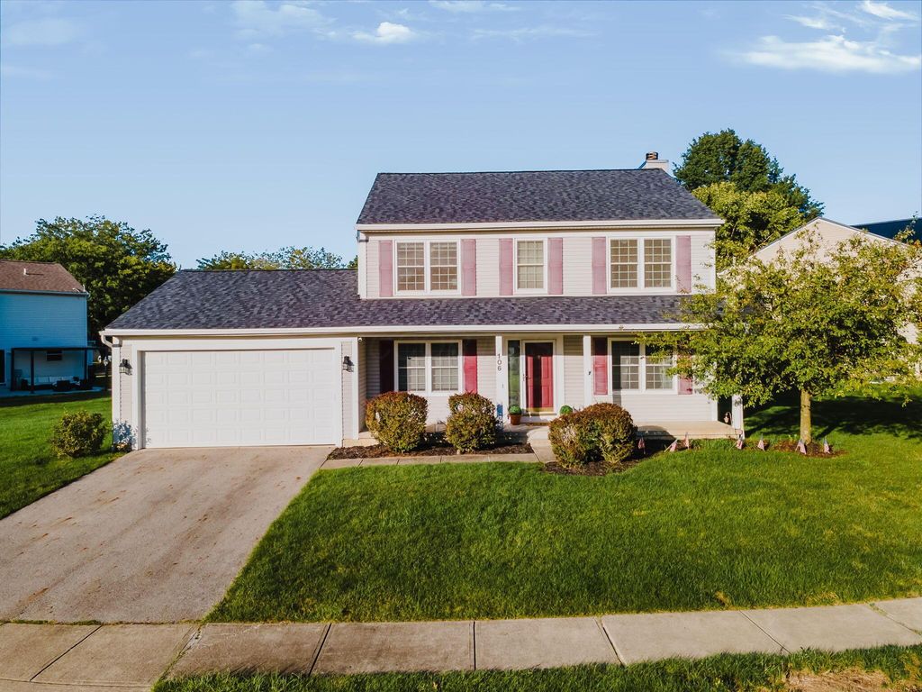 106 Wyckshire Drive, Pataskala, OH 43062