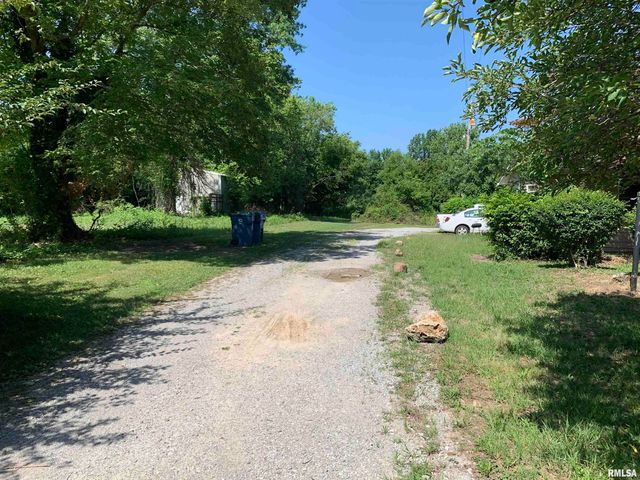 5281-5287 Country Club Road 2, Murphysboro, IL 62966