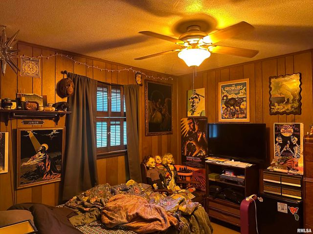 5281-5287 Country Club Road 2, Murphysboro, IL 62966