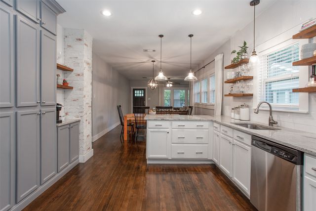 4826 Pershing Avenue, Fort Worth, TX 76107