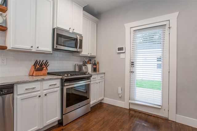 4826 Pershing Avenue, Fort Worth, TX 76107