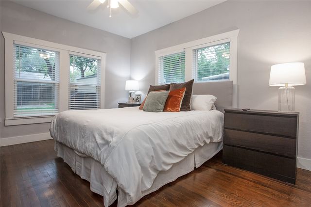 4826 Pershing Avenue, Fort Worth, TX 76107
