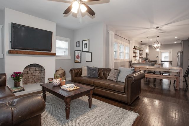 4826 Pershing Avenue, Fort Worth, TX 76107