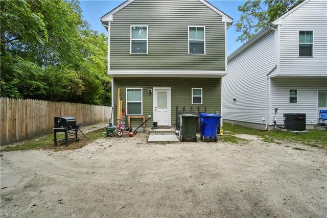112 North 11th ST, Suffolk, VA 23434