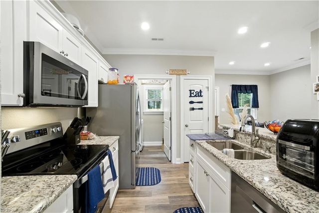 112 North 11th ST, Suffolk, VA 23434