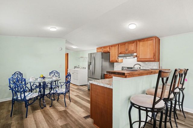 527 Key Largo Ave., Murrells Inlet, SC 29576