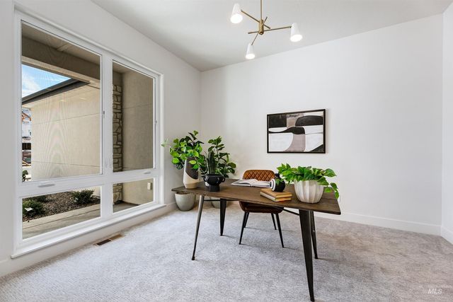 6954 Saddle Bred Way, Star, ID 83669