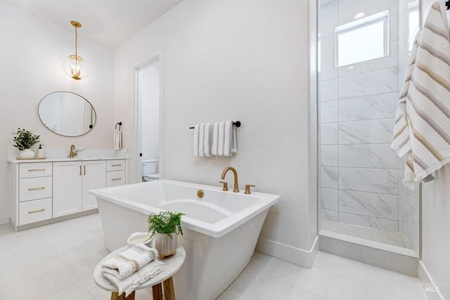 6954 Saddle Bred Way, Star, ID 83669