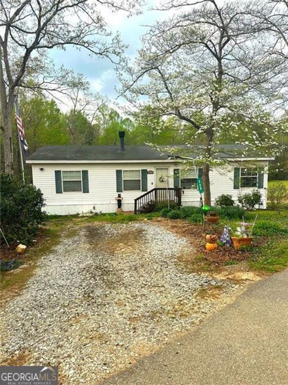 350 KITTY HAWK Lane, Clarkesville, GA 30523