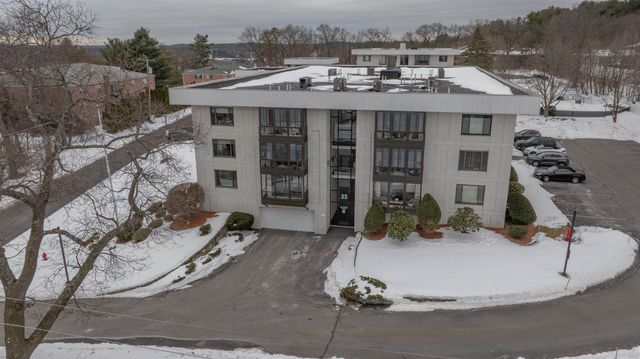 33 Spit Brook Road A2, Nashua, NH 03060