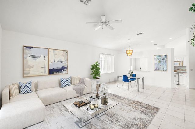 8034 Bellafiore Way, Boynton Beach, FL 33472