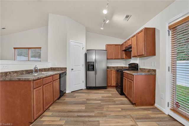 3034 Desmond Woods Drive, Greensboro, NC 27405
