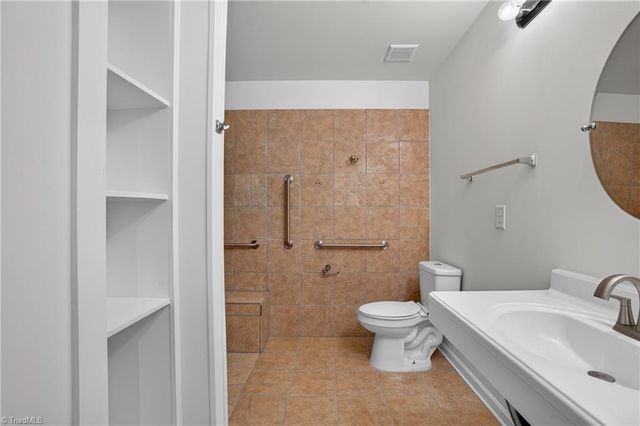 3034 Desmond Woods Drive, Greensboro, NC 27405