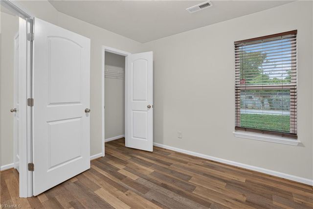3034 Desmond Woods Drive, Greensboro, NC 27405