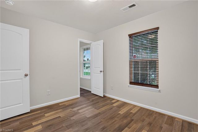 3034 Desmond Woods Drive, Greensboro, NC 27405