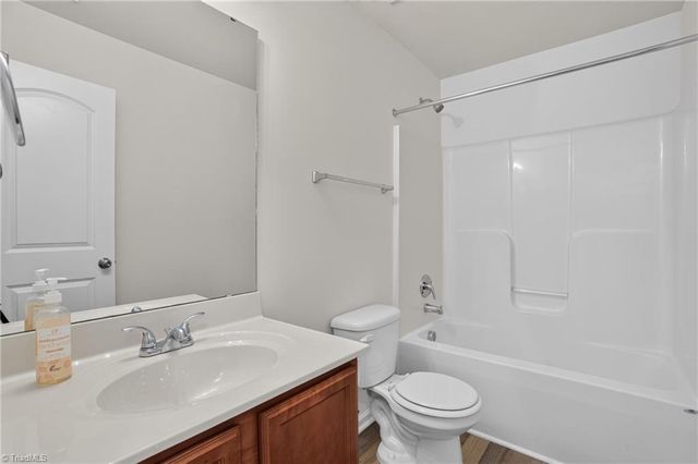 3034 Desmond Woods Drive, Greensboro, NC 27405