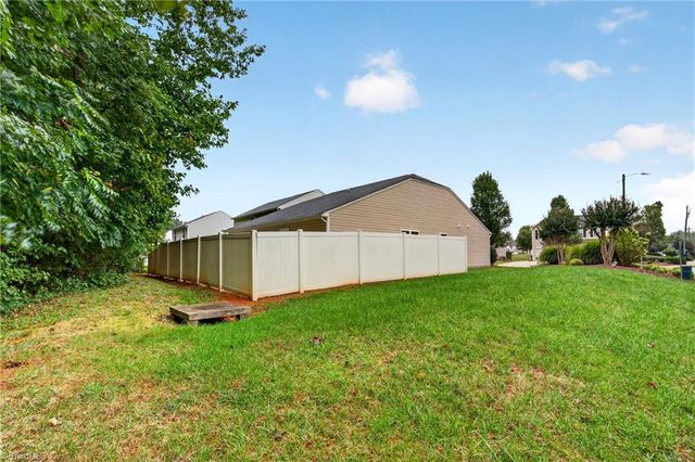 3034 Desmond Woods Drive, Greensboro, NC 27405
