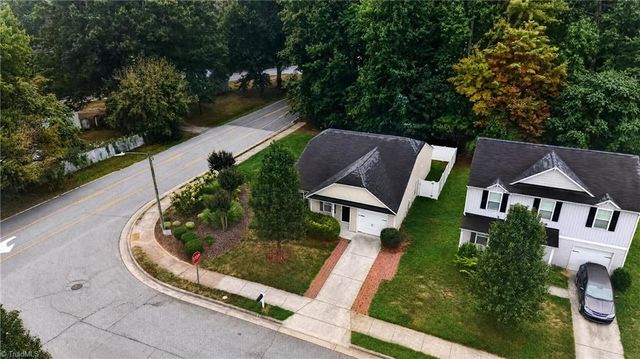 3034 Desmond Woods Drive, Greensboro, NC 27405