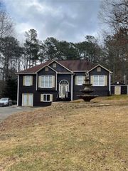103 Live Oak Court, Dallas, GA 30157