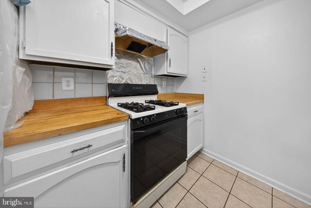 2108 MAGER DR, Herndon, VA 20170
