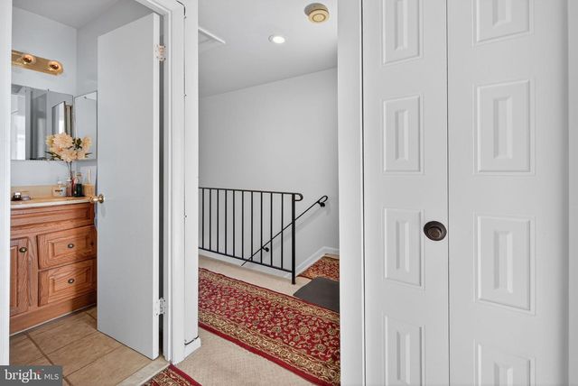 2108 MAGER DR, Herndon, VA 20170