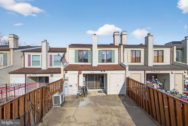 2108 MAGER DR, Herndon, VA 20170