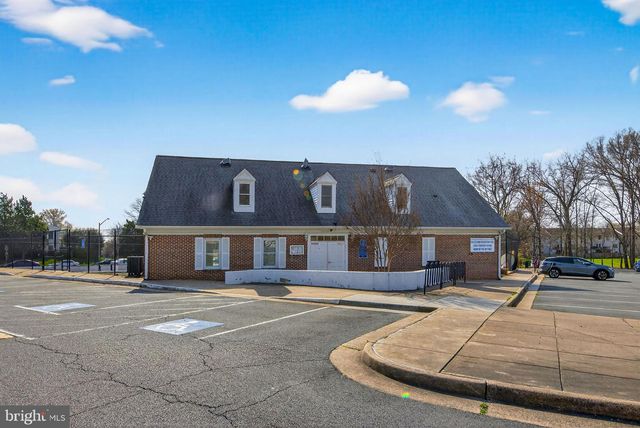 2108 MAGER DR, Herndon, VA 20170