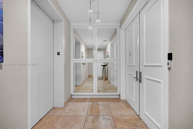 100 S Pointe Dr 801, Miami Beach, FL 33139