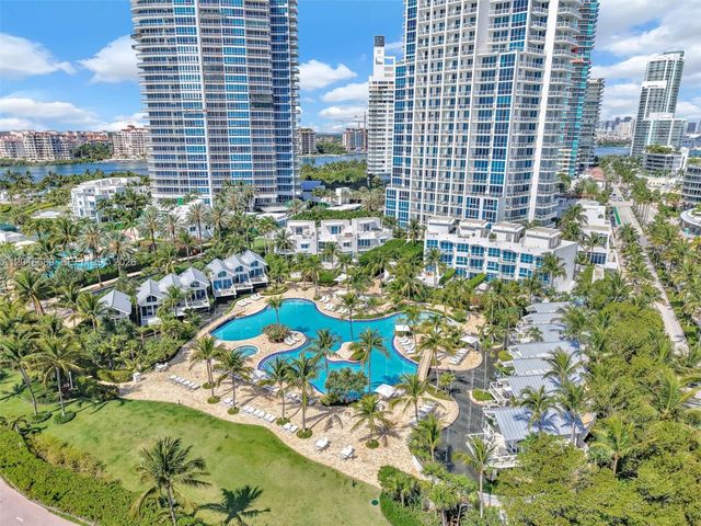 100 S Pointe Dr 801, Miami Beach, FL 33139