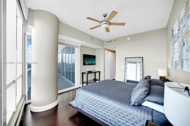 100 S Pointe Dr 801, Miami Beach, FL 33139
