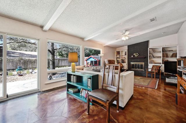 4711 Fieldstone DR, Austin, TX 78735