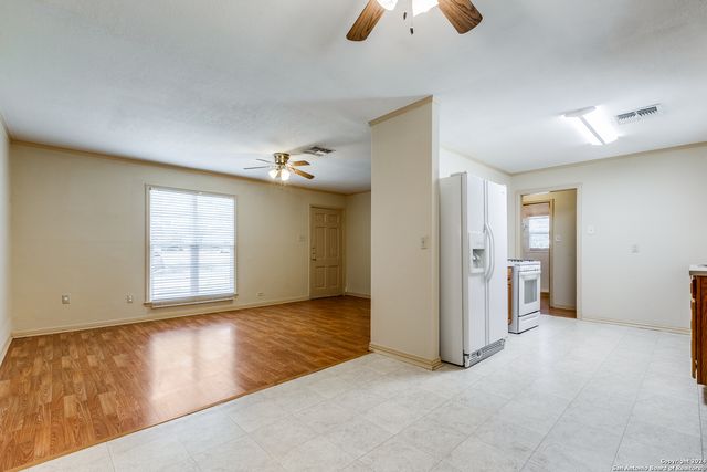 322 BYRNES DR, San Antonio, TX 78209