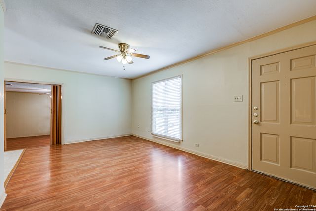 322 BYRNES DR, San Antonio, TX 78209