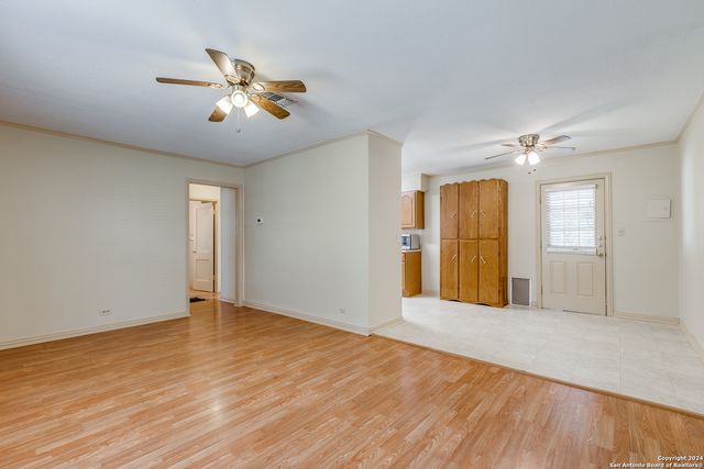 322 BYRNES DR, San Antonio, TX 78209