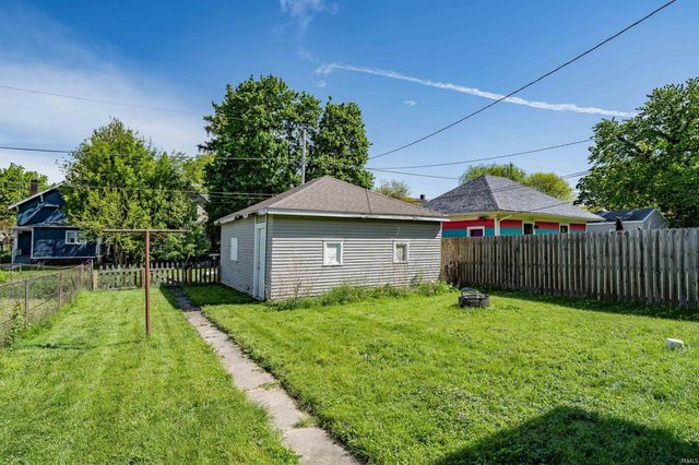 804 Kinnaird Avenue, Fort Wayne, IN 46807