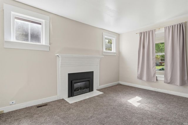 804 Kinnaird Avenue, Fort Wayne, IN 46807