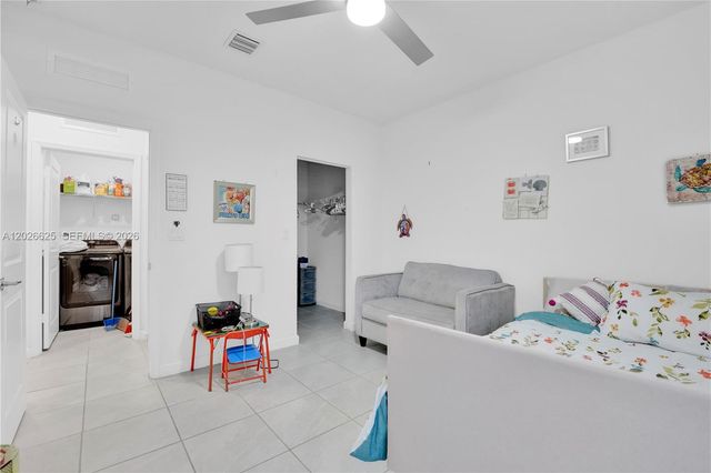 21460 SW 127th Place, Miami, FL 33177